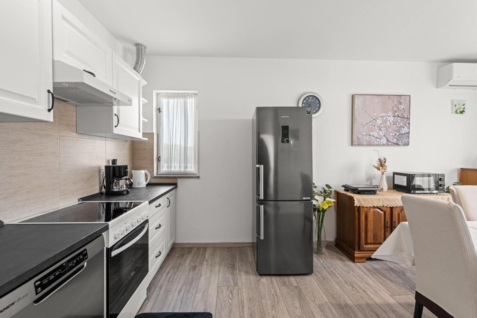 Apartment Marchela Nova Vas  Luaran gambar
