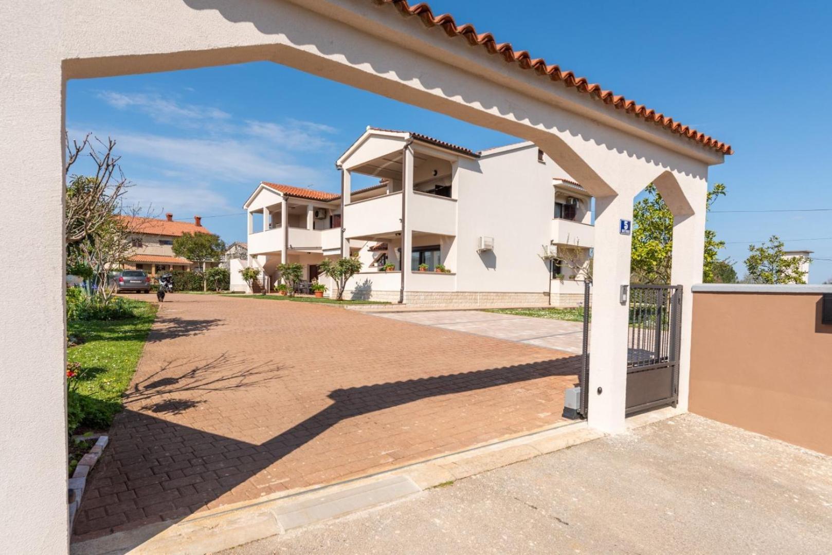 Apartment Marchela Nova Vas  Luaran gambar