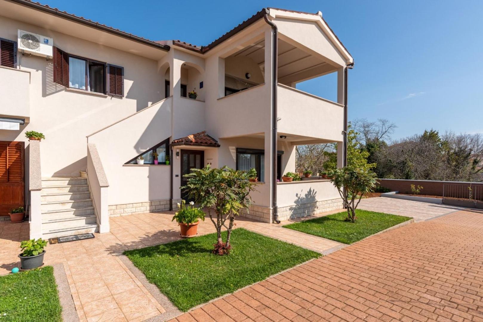 Apartment Marchela Nova Vas  Luaran gambar
